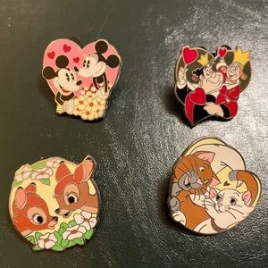 Disney Couples Valentine’s Day Pin Set